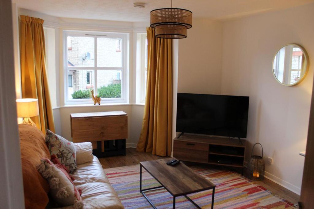 Cheery Craigie Ground Floor Apartment Perth Eksteriør billede